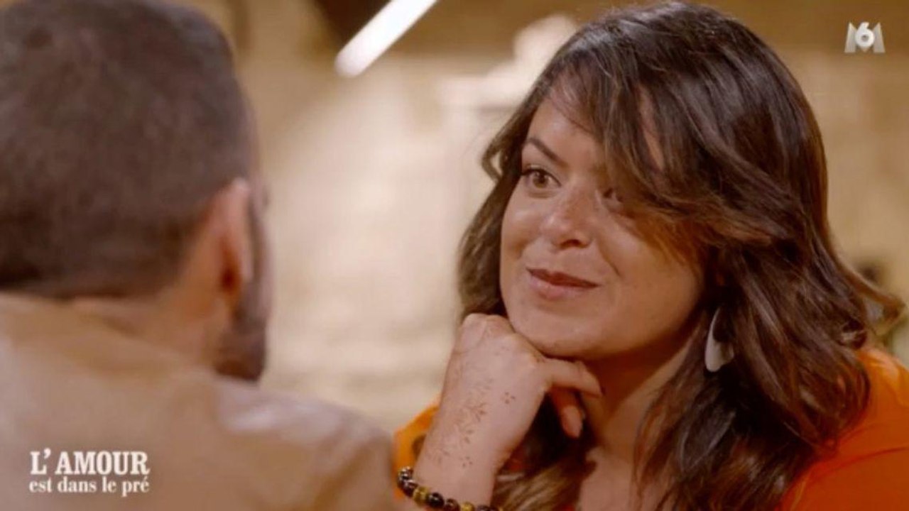 VOICI L’amour est dans le pré : après son baiser avec Raoul, Laetitia fait une grande révélation