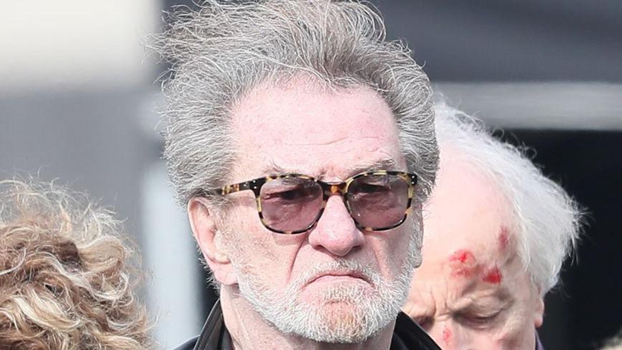 GALA VIDÉO - Obsèques de Johnny Hallyday : ce qu’en a pensé Eddy Mitchell, sans filtre