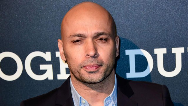 VOICI Eric Judor bientôt papa de jumeaux à 50 ans : l’acteur ne le vit pas très bien