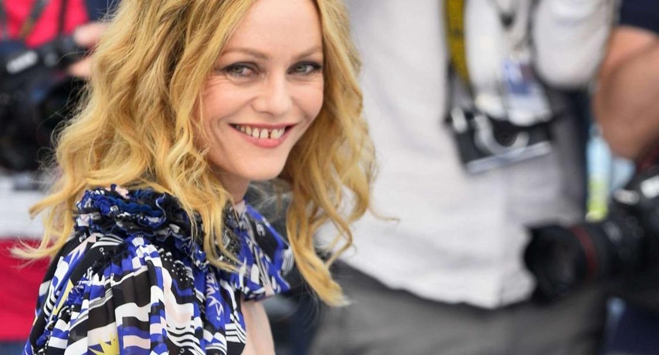 VOICI Vanessa Paradis : comment le lieu de son mariage avec Samuel Benchetrit a réussi à rester secret