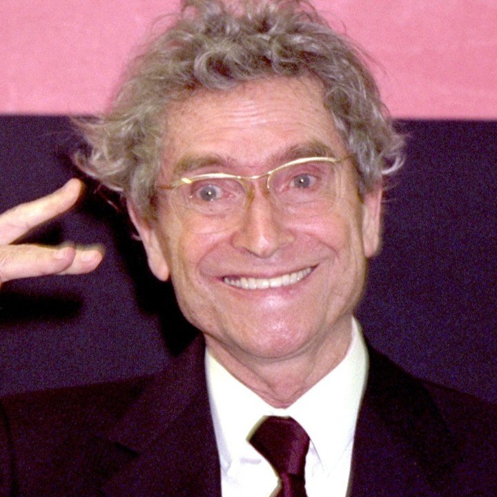 VOICI // SOCIAL // hommage Darry Cowl