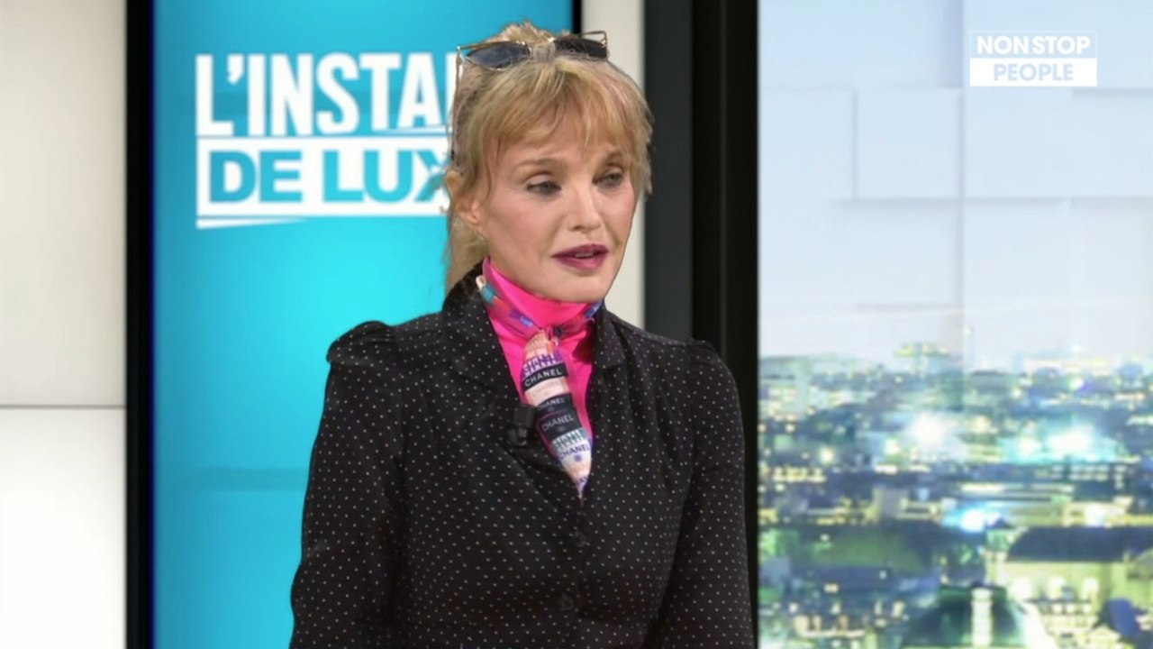 VOICI - Arielle Dombasle explique pourquoi elle vouvoie Bernard-Henri Lévy