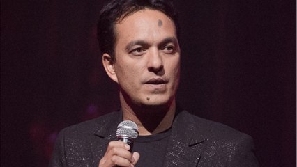 VOICI - Victoires de la musique 2020 : qui est Malik Djoudi, une des révélations de l’année (1)