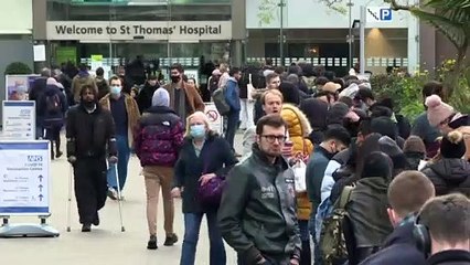 أوميكرون يطال الدوري الإنجليزي لكرة القدم  واستمرار ارتفاع حالات الإصابة في أوروبا