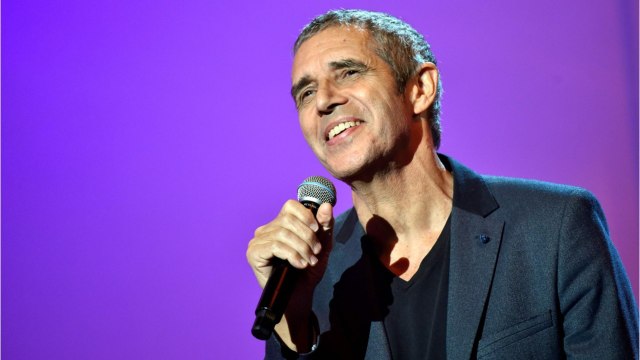 VOICI - The Voice : découvrez quel célèbre chanteur va intégrer le jury