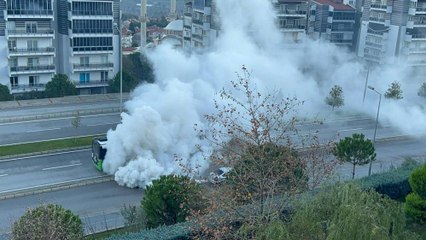 Egzoz dumanı Antalya yolunda ulaşımı aksattı