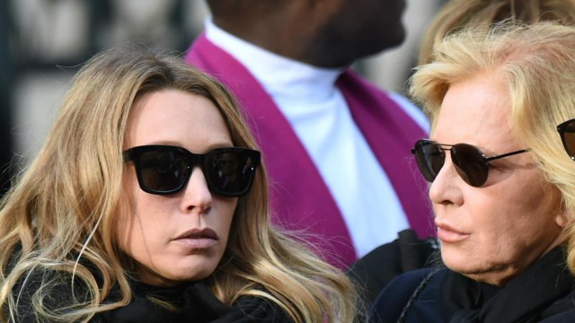 VOICI - Laura Smet : ce que Sylvie Vartan pense réellement de la sœur de David Hallyday