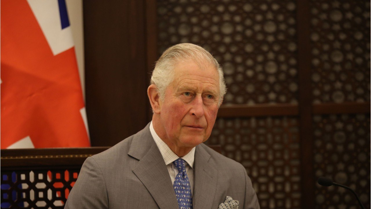 VOICI Le prince Charles vrai défenseur de l'environnement ? Il est épinglé pour ses habitudes de voyage
