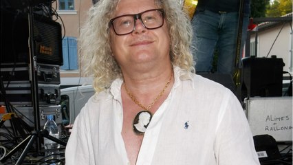 VOICI Pierre-Jean Chalençon : En Grande Forme, L’animateur Se Lâche Face À Des Vacanciers De Saint-Tropez (1)
