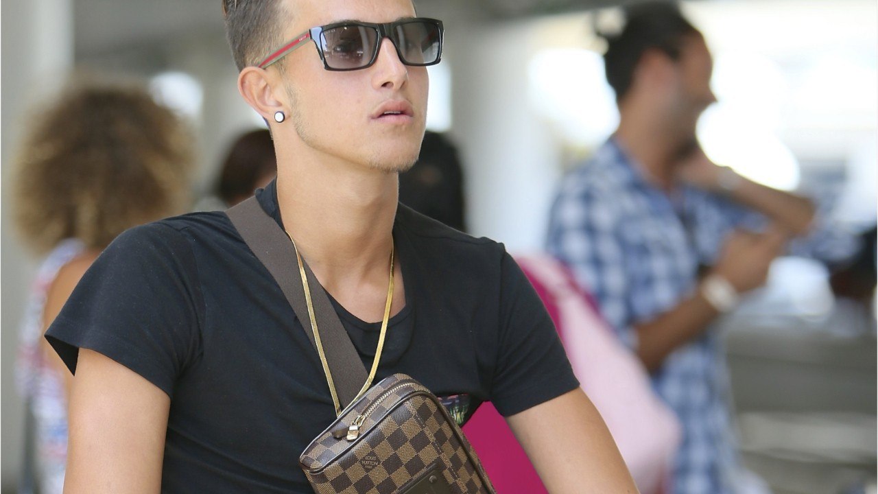 VOICI - Nabilla : son frère Tarek bientôt papa ? Les internautes en sont persuadés !