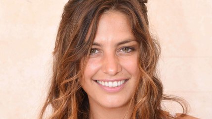 VOICI Laeti­tia Milot enceinte : l’ac­trice donne un indice sur le prénom de sa fille