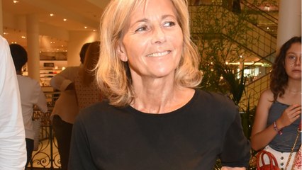 Voici - Claire Chazal : ses sms envoyés à Brigitte Macron pour sauver sa place sur France 5