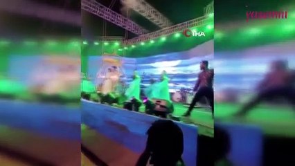 Hindistan'da gelin ve damat metrelerce yüksekten yere çakıldı