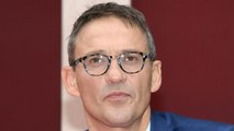 VOICI Julien Courbet : après l’éviction de Tex de France 2, il revient sur son licenciement et tacle son ex-patron