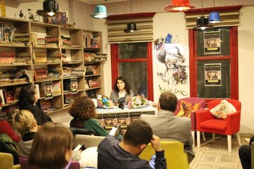 Karantina günlerini şiirlerinde anlattı