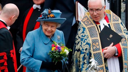 VOICI - Elizabeth II : à 93 ans, la souveraine bat un nouveau record