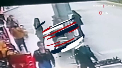 Antalya'da motosiklet sürücüsü yaya geçidindeki hamile kadına çarptı