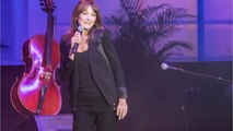 VOICI Carla Bruni : Giulia câline un petit oiseau, pourquoi est-ce inquiétant ?