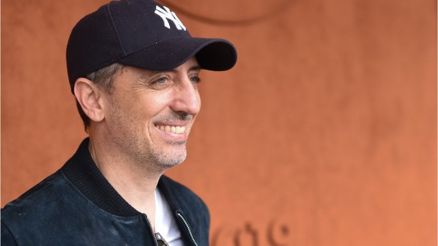 Gad Elmaleh publie une vidéo de son fils chez son père