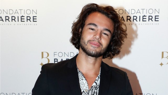 VOICI - Anthony Colette en couple avec Iris Mittenaere ? Cette petite phrase qui en dit long
