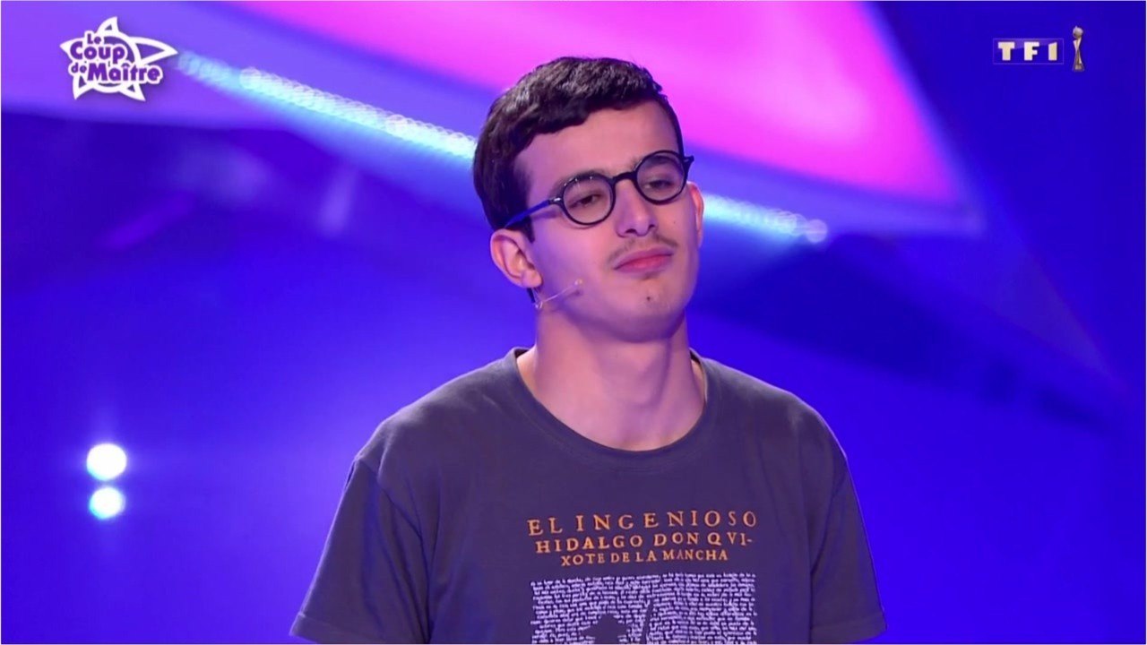 VOICI Les 12 Coups de midi : la boulette de Paul face à son concurrent en chaise roulante