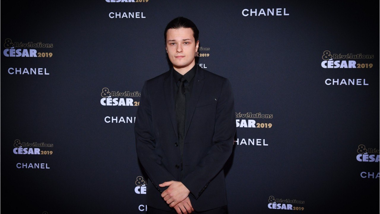 VOICI Jules Benchetrit : ses touchantes confidences sur son enfance sans sa mère, Marie Trintignant