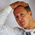 VOICI SOCIAL - Michael Schumacher Au Plus Mal : Ces Photos Du Pilote Prises En Secret À Son Domicile (2)