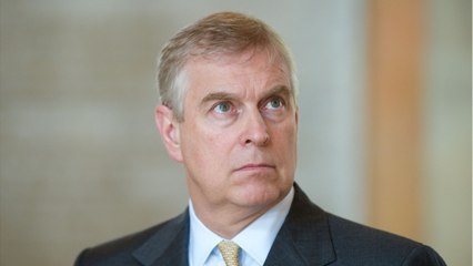 VOICI - Le prince Charles furieux contre son frère Andrew, il le convoque à une réunion de crise