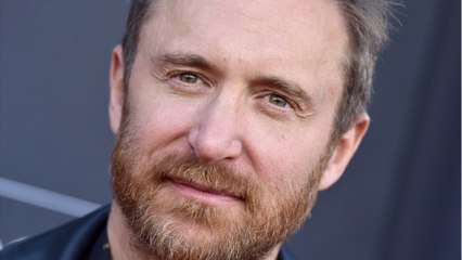 VOICI - David Guetta : musclé comme jamais à 51 ans, il affiche ses abdos