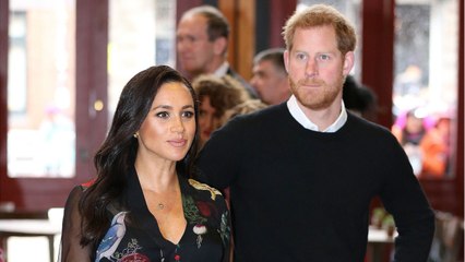 GALA VIDÉO - Meghan Markle surprise par un coup de pied de son bébé, ses fans attendris