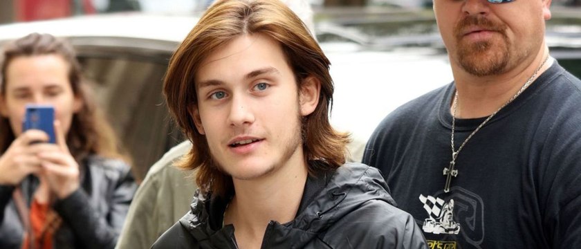 GALA VIDEO - René-Charles, le fils de Céline Dion a 18 ans, découvrez ses plus belles photos en famille