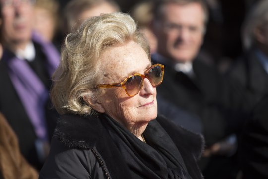 GALA VIDEO : Bernadette Chirac, affaiblie, elle fait une rare apparition publique pour les Pièces Jaunes