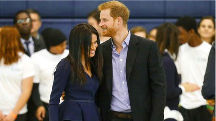 GALA VIDEO - Le prince Harry et Meghan Markle, trop tactiles ? Une amie du couple évoque sa gêne avec humour