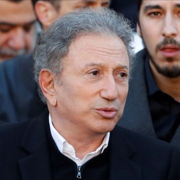 GALA VIDÉO - Michel Drucker dans l’embarras : cette facture qui ne va plaire du tout à la direction de France 2