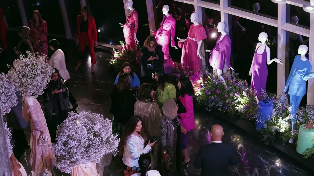 حفل عشاء عود. كوم وهارفي نيكولز في أبراج الكويت