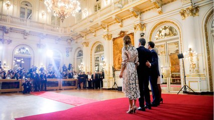 VIDÉO - Emmanuel et Brigitte Macron : pourquoi il était temps de changer la moquette de l’Elysée