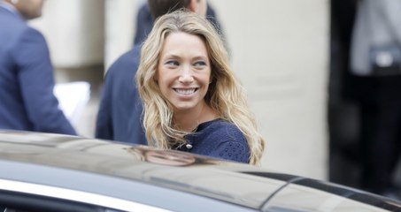 GALA VIDEO : Laura Smet : comment elle a dénigré un vieil ami de son père lors de ses obsèques à St Barth