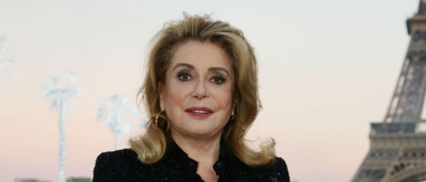 GALA VIDÉO - Catherine Deneuve outrée par Laurent Delahousse, cette référence à sa sœur qu’elle ne lui pardonne pas