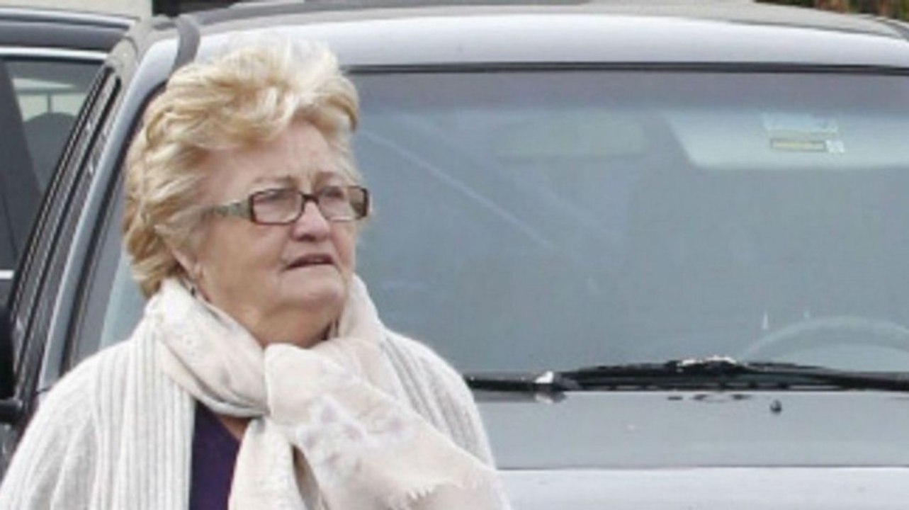 GALA VIDEO : Mamie Rock : une nouvelle photo de profil pas totalement anodine, alors que le clan Hallyday continue de se déchirer