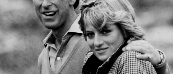 GALA VIDEO - Lady Diana: une photo très coquine avec le prince Charles resurgit sur les réseaux