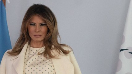 GALA VIDÉO - Melania Trump, très agacée par la complicité entre Donald Trump et la Première dame argentine