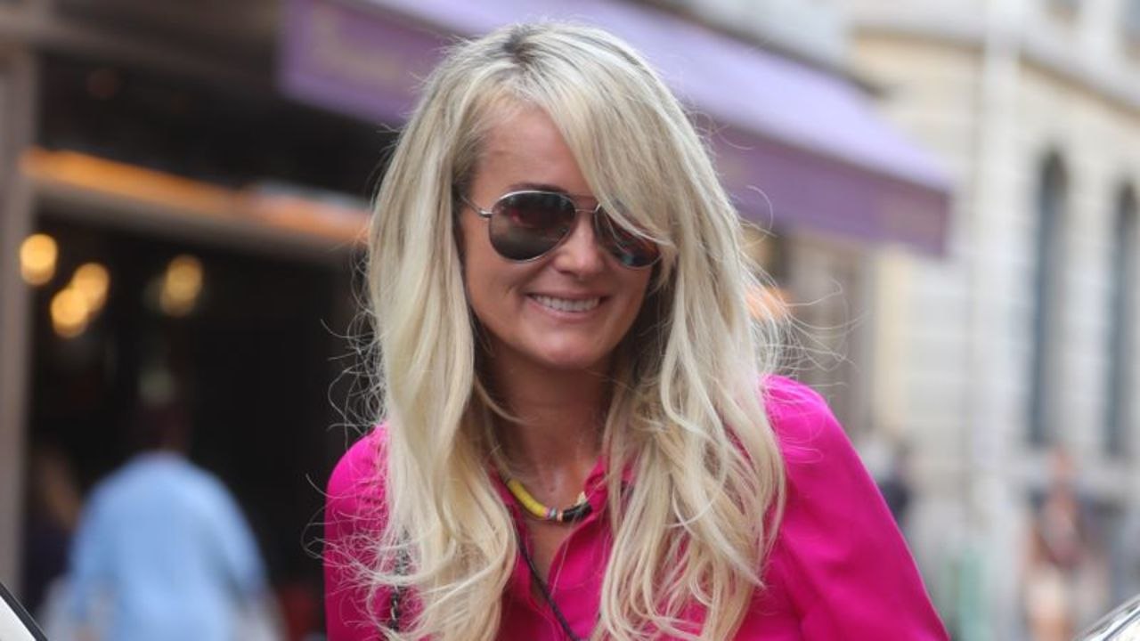 GALA VIDEO - Laeticia Hallyday : sa réponse au clip de David et Laura