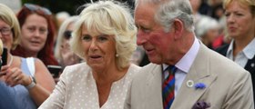 GALA VIDEO - Le prince Charles : cette rencontre énervante pour Camilla Parker-Bowles