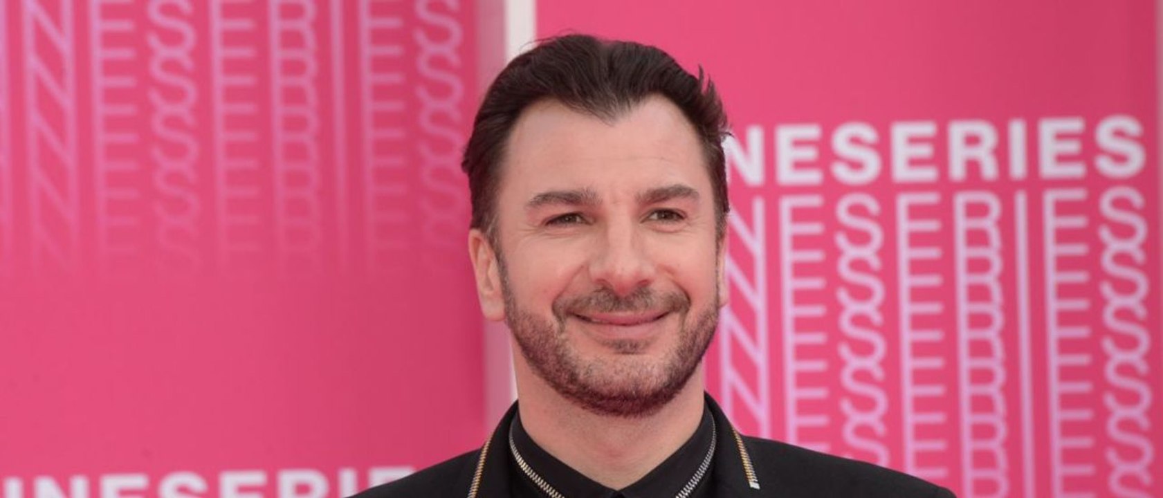 GALA VIDEO - Michaël Youn (Le jour où j’ai brûlé mon cœur) : « Ma fille est déjà rentrée de l’école en larmes »