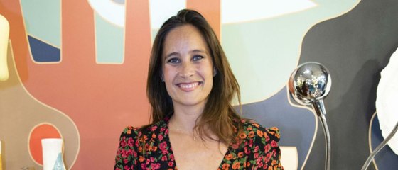 GALA VIDEO – Julie de Bona jeune maman : l’actrice d’"Ils ont échangé mon enfant" dévoile un adorable cliché de sa « merveille »