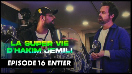 Super scooter (ft Julien Girbig) - La super vie d'Hakim - CANAL+