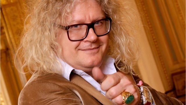 VOICI - Pierre-Jean Chalençon dézingue le casting de DALS 10 : « Ce sont tous des inconnus