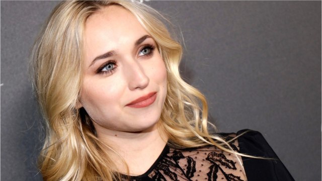 VOICI - PHOTO Chloé Jouannet sexy : la fille d’Alexandra Lamy charme les internautes avec un souvenir topless