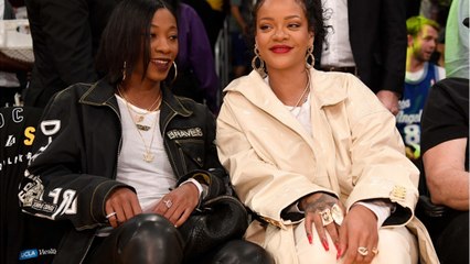 Voici - PHOTO Rihanna s'affiche complètement nue pour promouvoir la sortie de son autobiographie