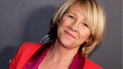 VOICI - Ariane Massenet : le coup de fil ultra mégalo qu’Alain Delon lui a passé